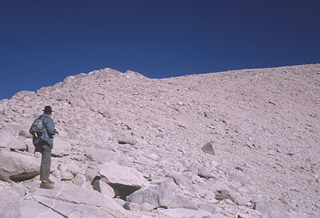 First high 'plateu' on the way up Mt. Williamson - Jul 1964