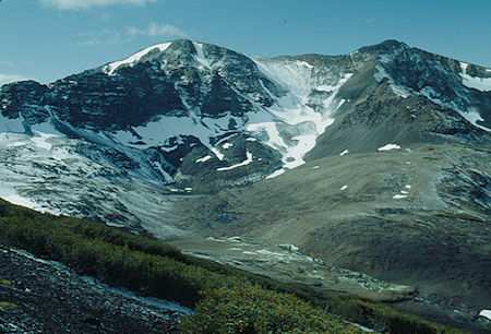 Leavitt Peak from Pacific Crest Trail, unnamed lake, fresh snow - Emigrant Wilderness - Sep 1993