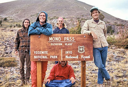 Brian Twohey, Kevin Twohey, Paul Robotta, Paul Smith .. and under the sign Curt Sayer at Mono Pass