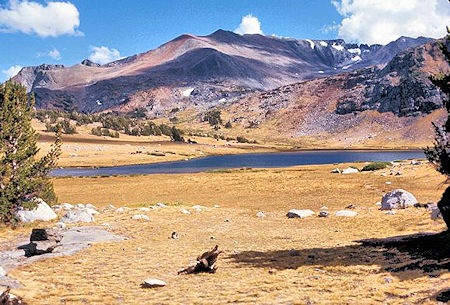 Looking across Spillway Lake toward the Kuna Crest. Helen Lake is in the basin behind the near ridge