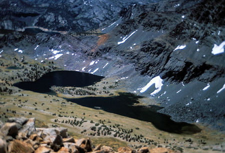 From Parker Peak you look down on the main Alger Lakes. At the left side of the picture, behind the ridge, you can see Gem Lake with its "bathtub ring" shoreline
