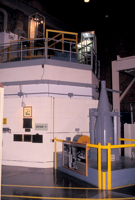 Reactor container structure
