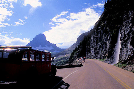 Going To The Sun Road east of Logan Pass
