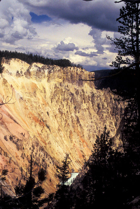 Grand Canyon of the Yellowstone River from Artist Point